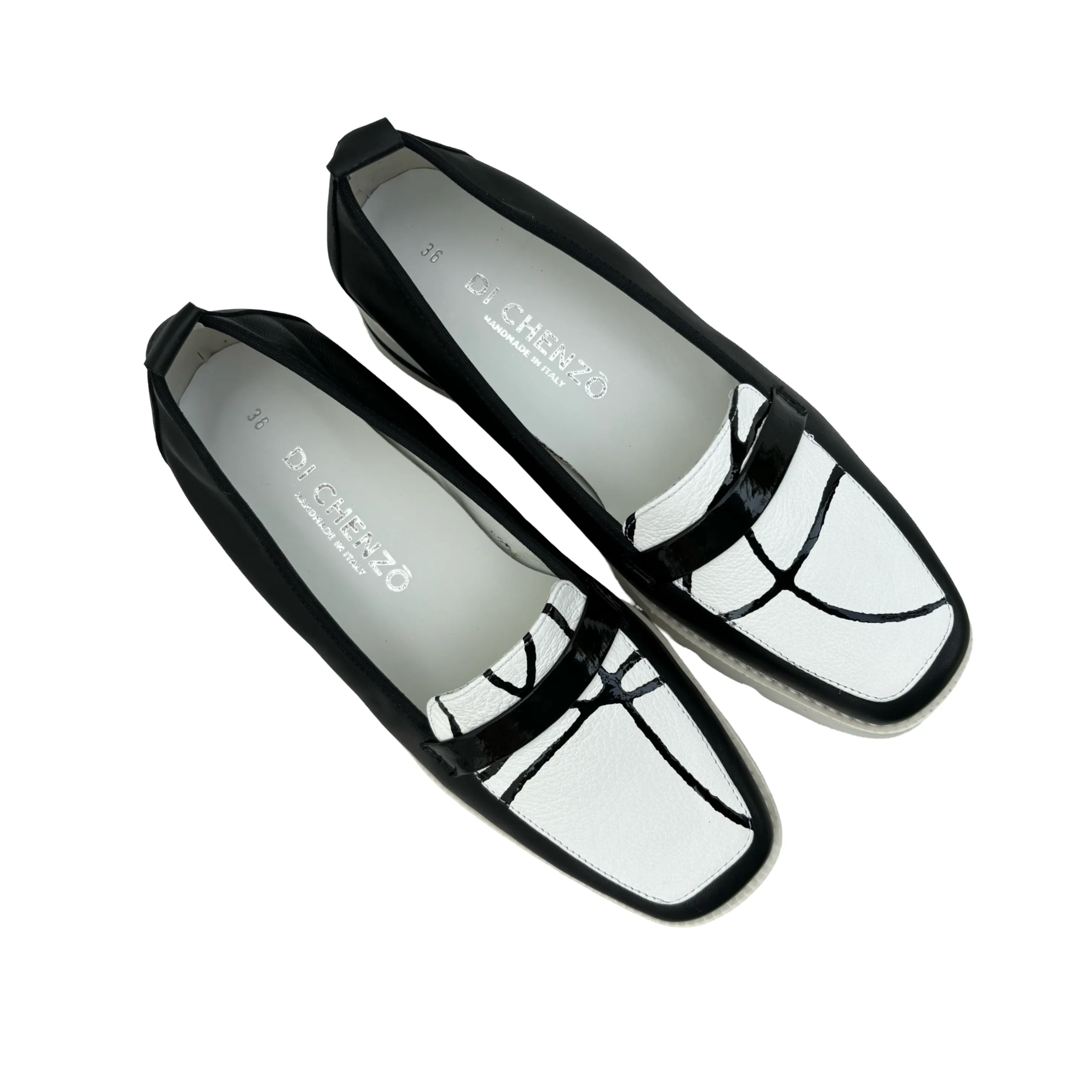 11224 St Tropez B/W Loafer