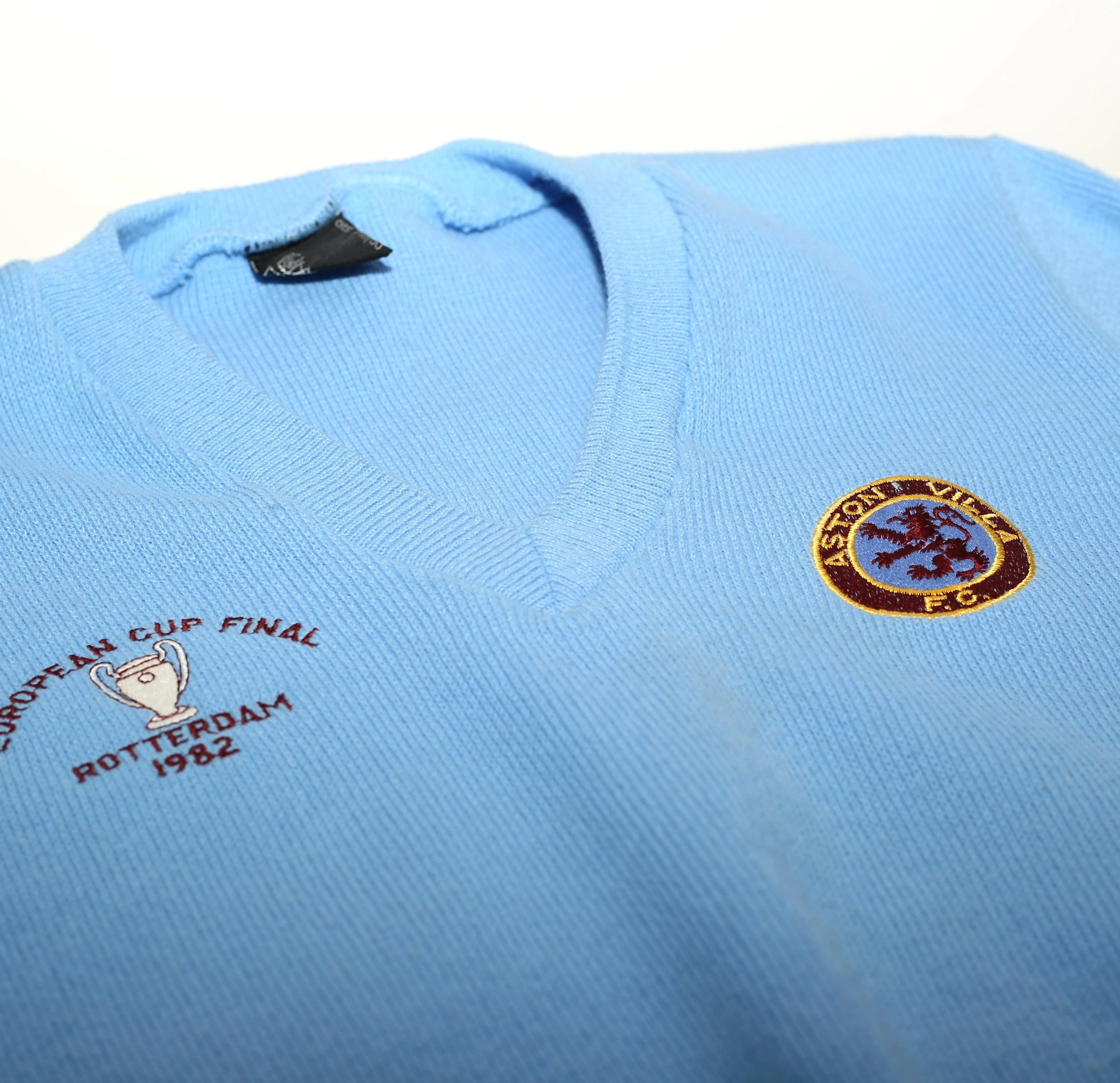 1982 ASTON VILLA Vintage European Cup Final Sweatshirt (XS)