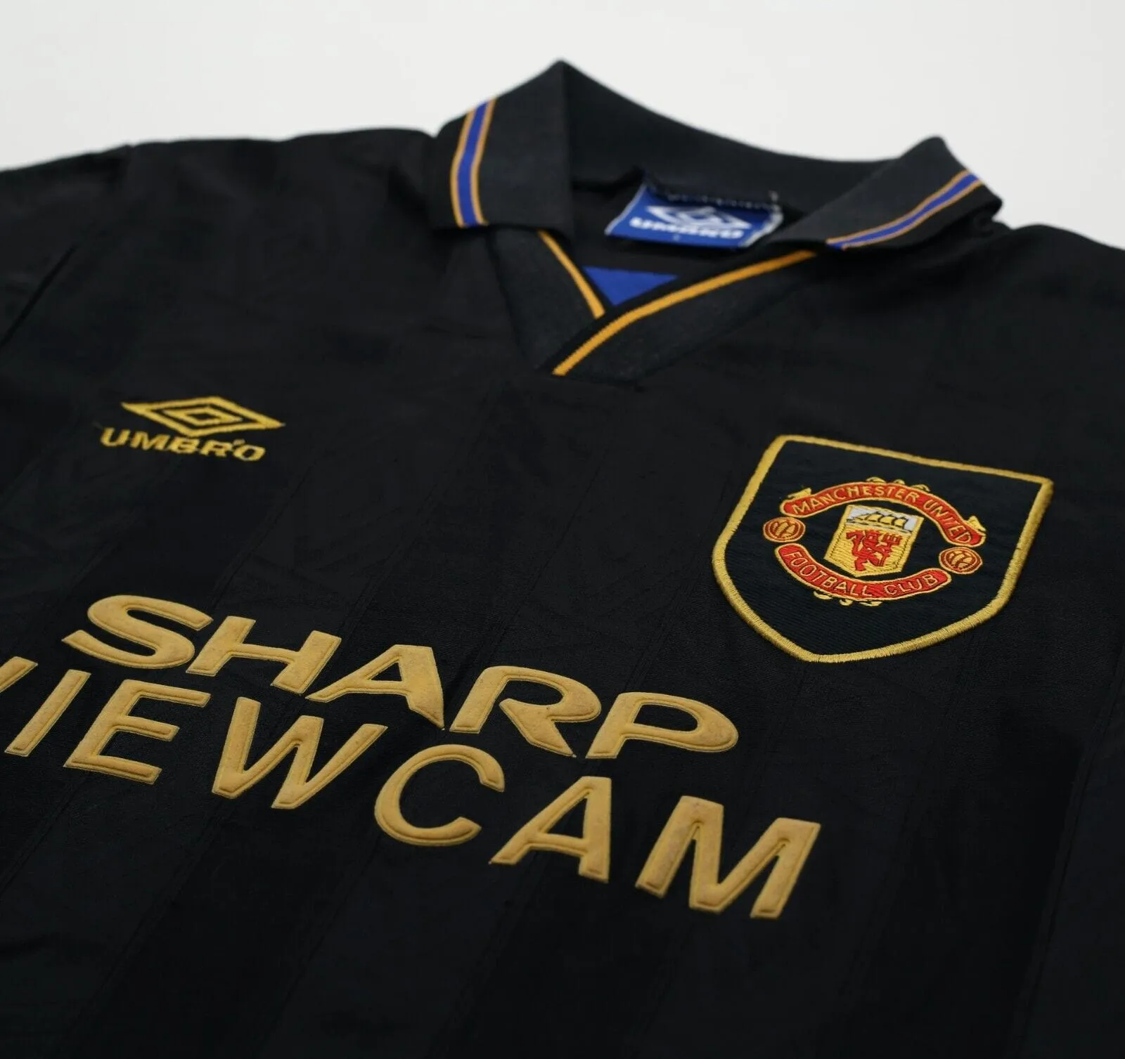 1993/95 CANTONA #7 Manchester United Vintage Umbro Away Football Shirt (S)