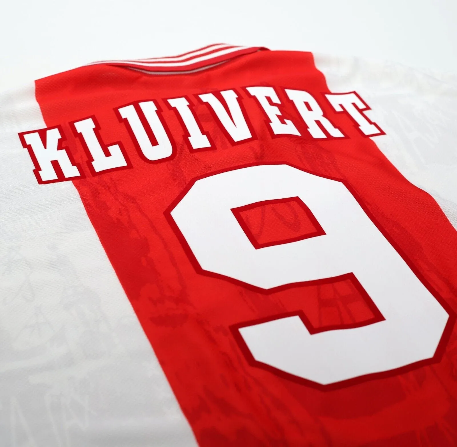 1996/97 KLUIVERT #9 Ajax Vintage Umbro Home Football Shirt Jersey (XL)