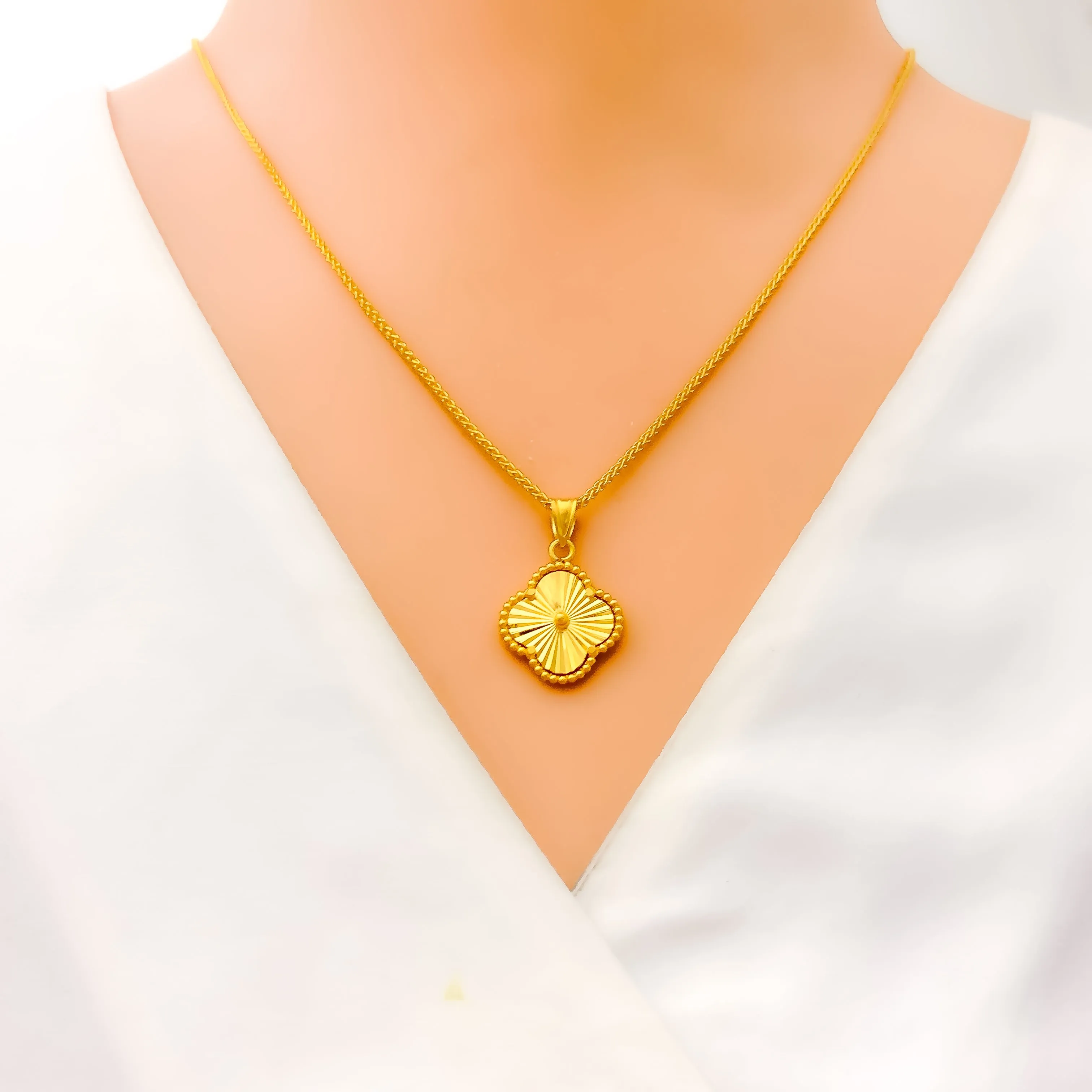 Bespoke Golden Clover 22k Gold Pendant W/ Chain