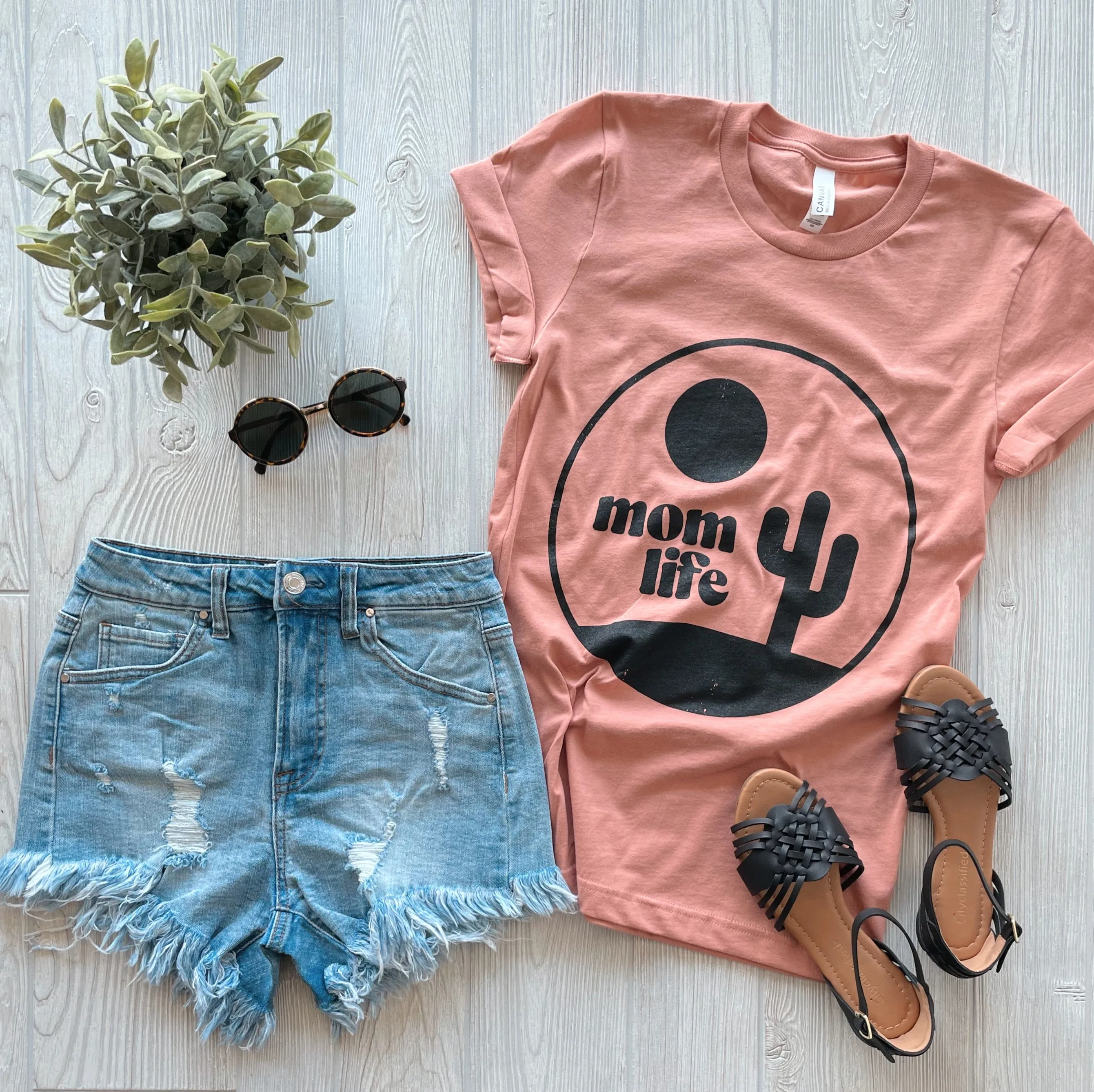 Cactus Mom Life • Terracotta Tee