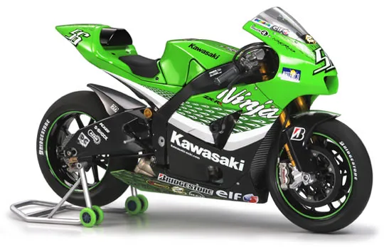 Kawasaki Ninja ZX-RR 1/12