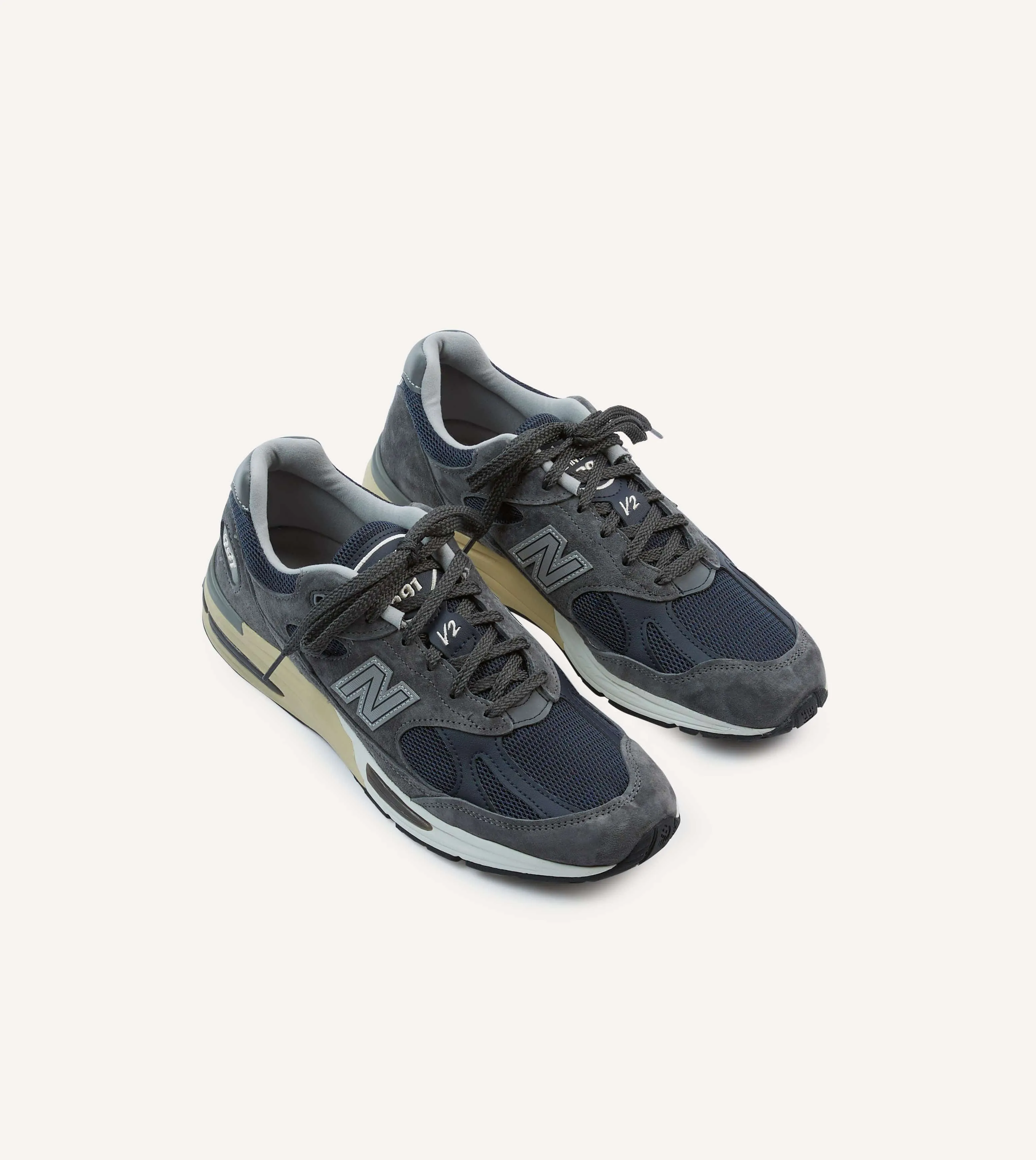 New Balance Dark Gull Grey Made in UK 991v2 Trainers