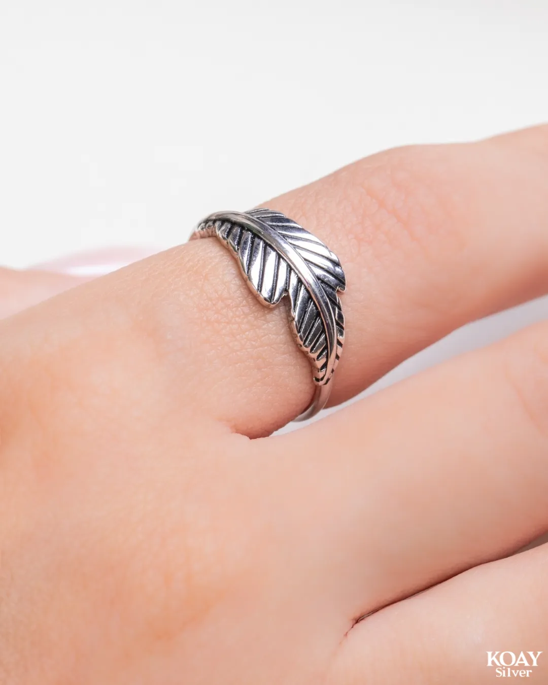 Plain Leaf Ring