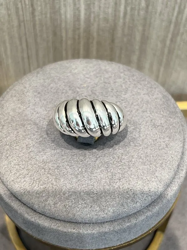 Sterling Silver Scallop Ring